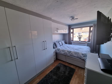 bedroom fitted by Righstyle Bedrooms